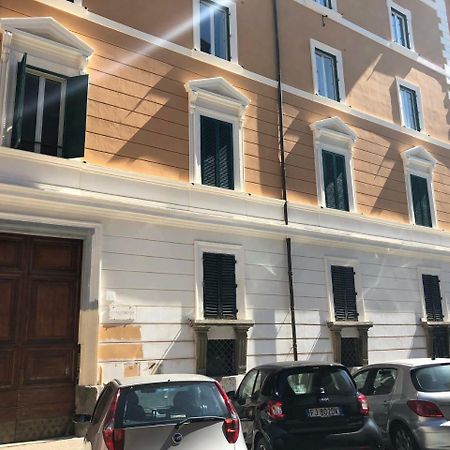 Cavour Suites Guest House Roma Ngoại thất bức ảnh