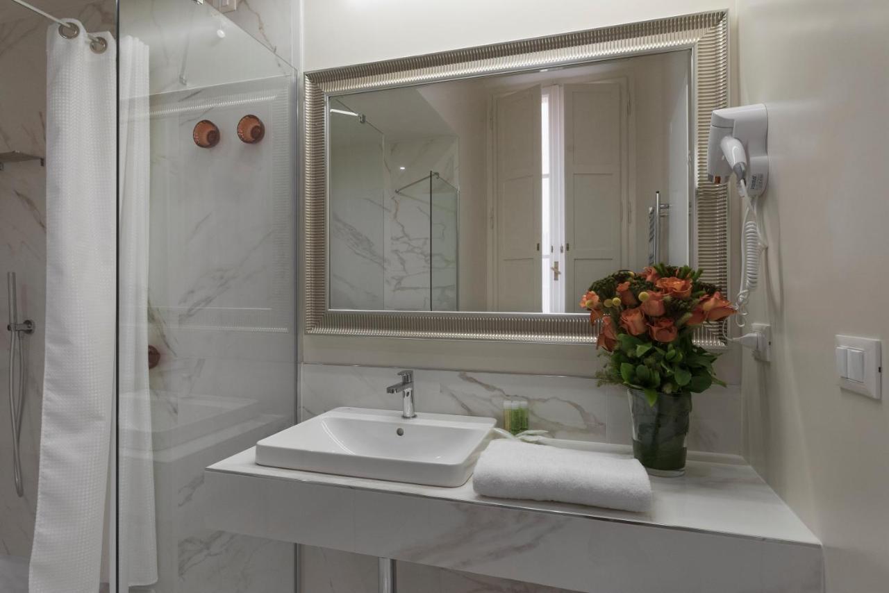 Cavour Suites Guest House Roma Ngoại thất bức ảnh
